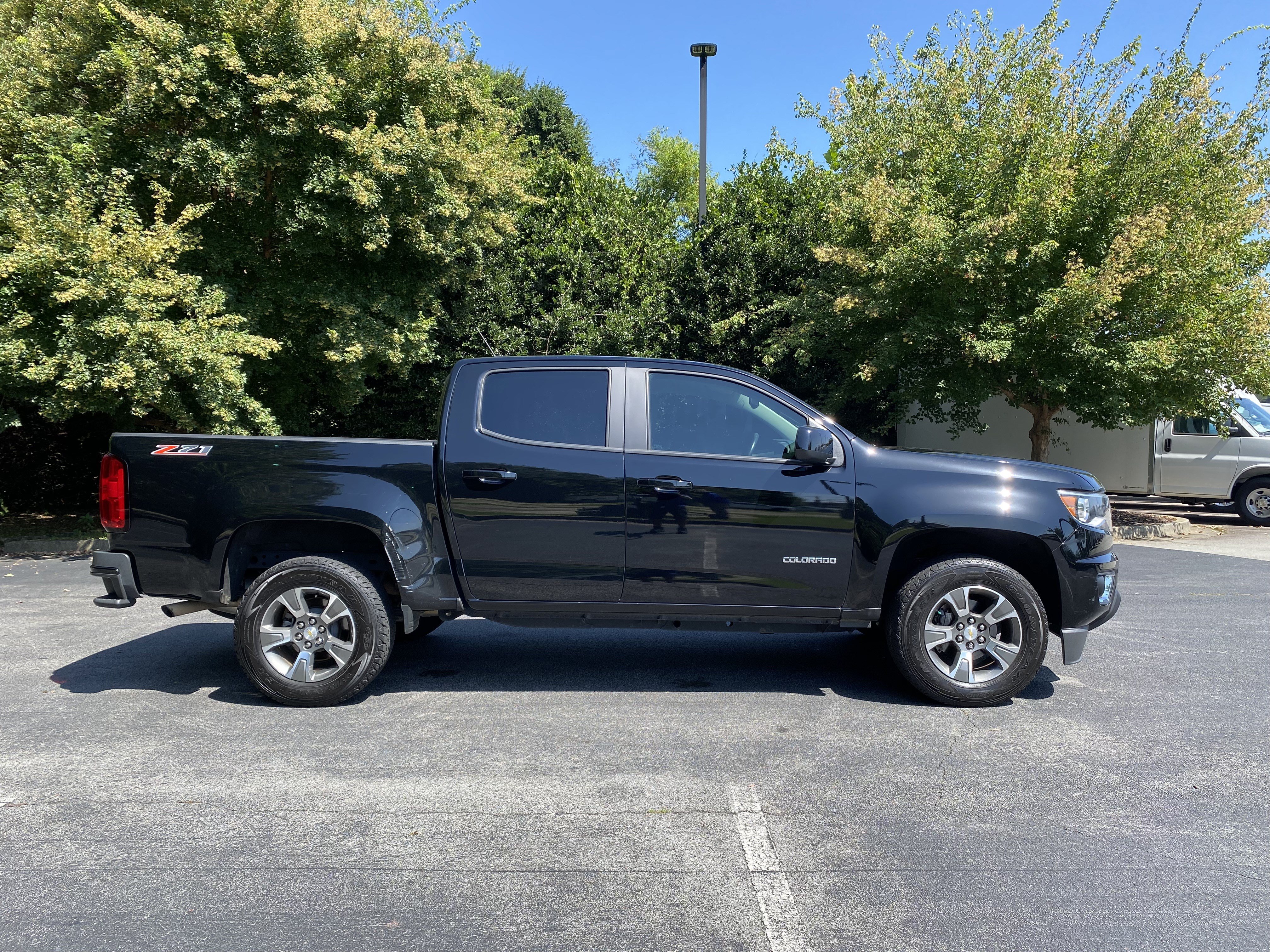 Used 2020 Chevrolet Colorado Z71 RWD image 10