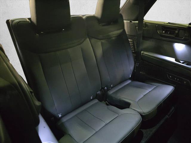 Used 2023 Land Rover Range Rover Long Wheelbase SE AWD/4WD image 12