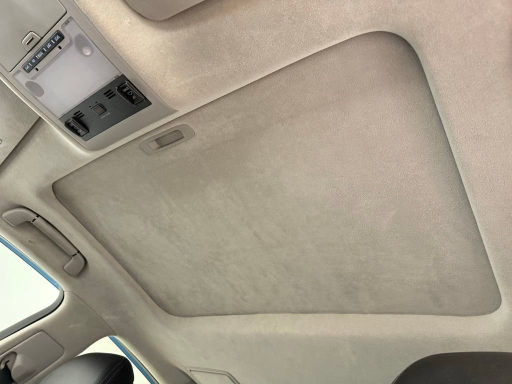 Used 2014 Lexus LS 460 w/ Comfort Package image 18