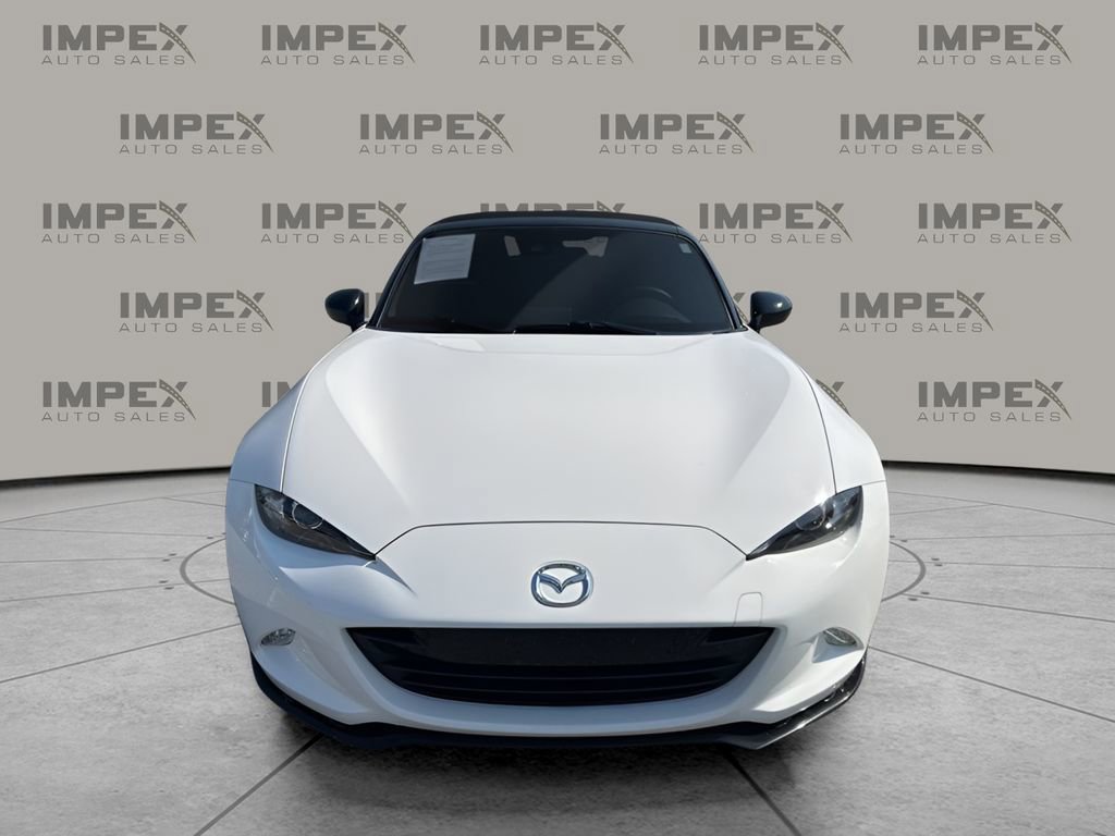 Used 2021 MAZDA MX-5 Miata Sport w/ Appearance Package image 8
