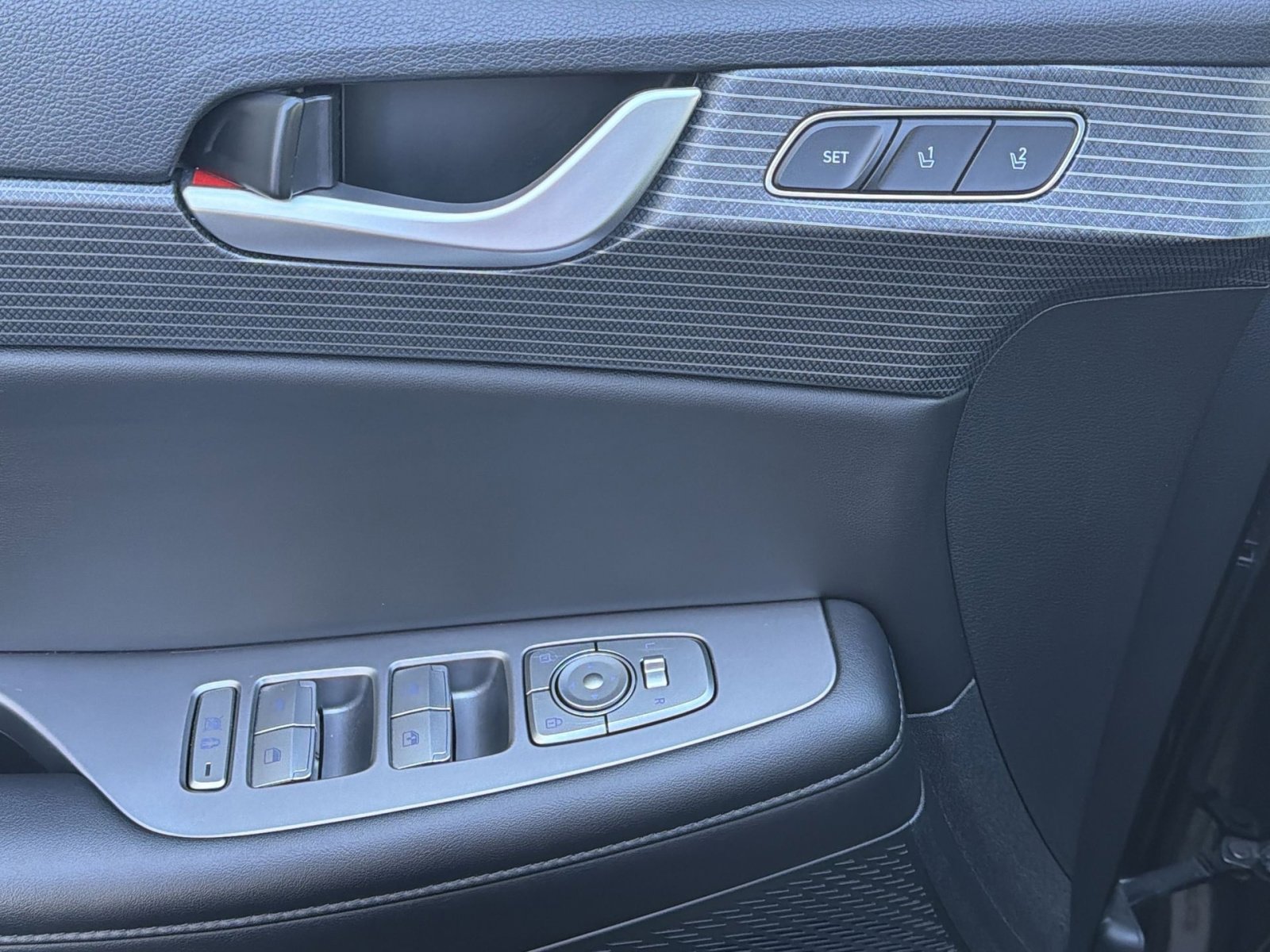 Used 2024 Hyundai Palisade Limited image 15