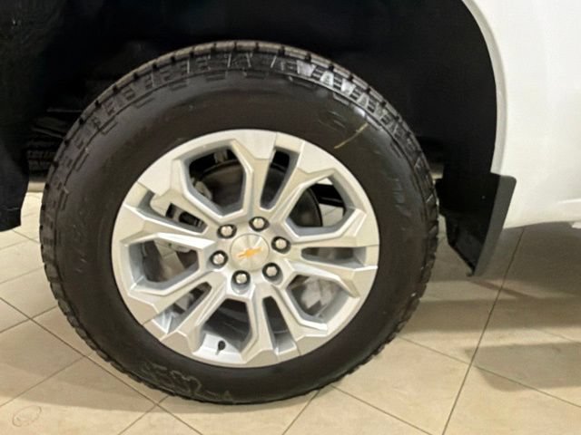 New 2026 Chevrolet Silverado 1500 LTZ w/ Technology Package AWD/4WD image 28