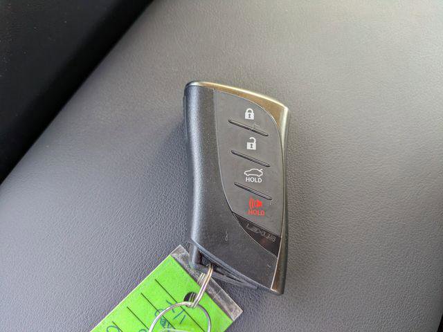 Certified 2023 Lexus ES 350 w/ Premium Package image 29