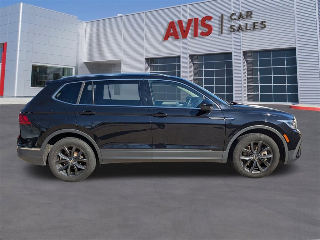 Used 2024 Volkswagen Tiguan SE image 5