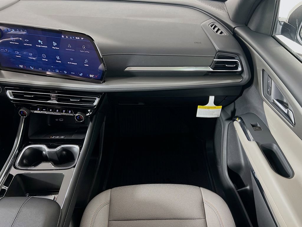 New 2026 Chevrolet Traverse LT w/ Driver Confidence Package image 24