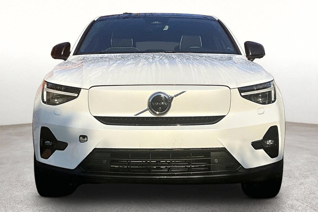 Certified 2023 Volvo C40 P8 Recharge Ultimate AWD/4WD image 4