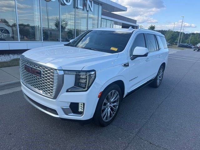 Used 2022 GMC Yukon Denali w/ Denali Premium Package AWD/4WD image 2