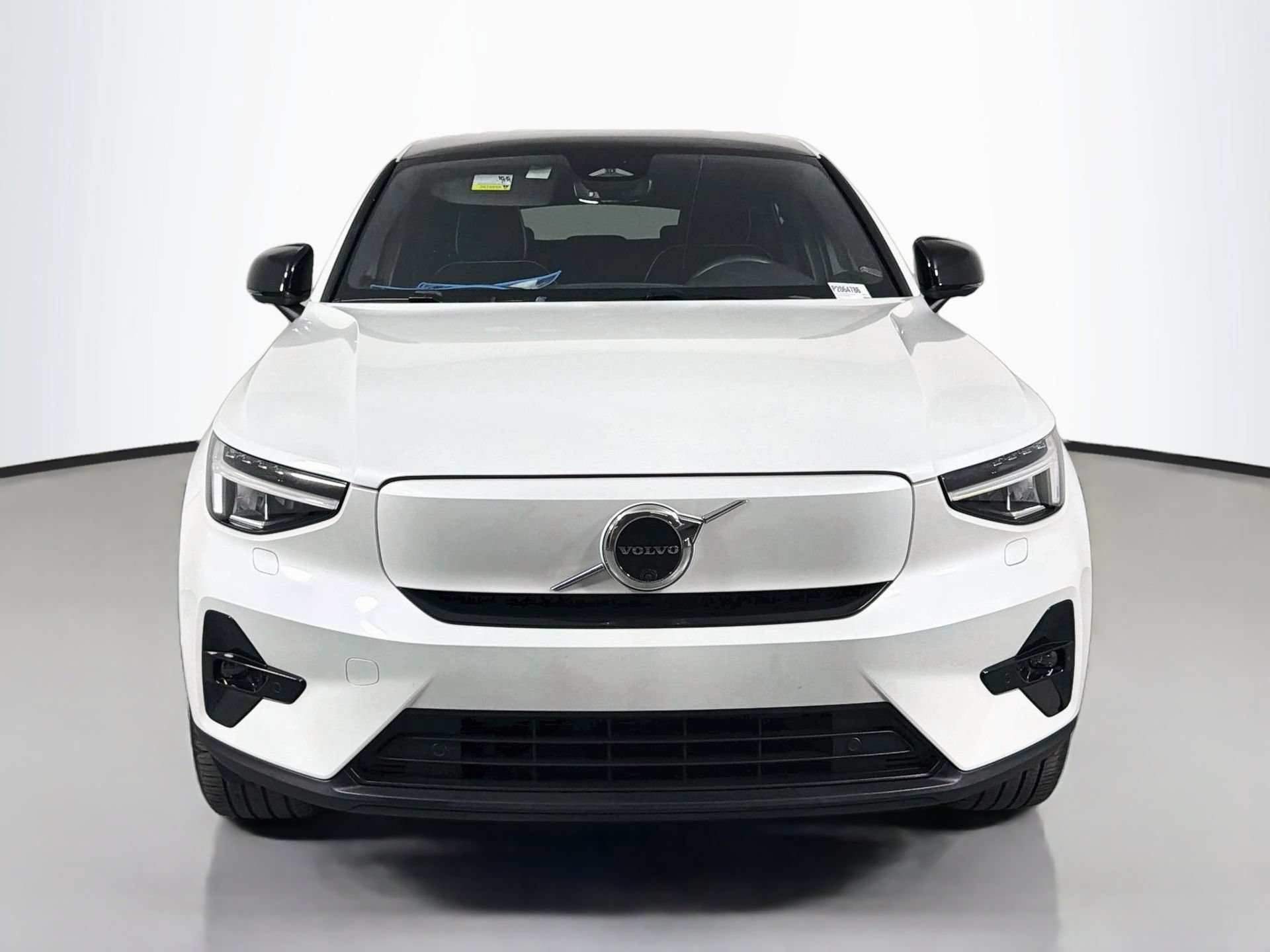 Certified 2023 Volvo C40 P8 Recharge Plus w/ Climate Package AWD/4WD image 2