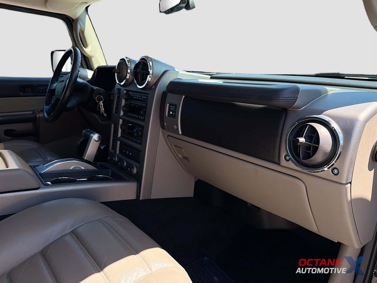 Used 2003 HUMMER H2 w/ Preferred Equipment Group image 30