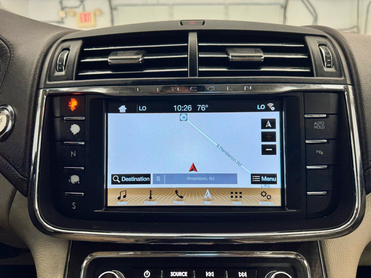 Used 2018 Lincoln Continental Select FWD image 34