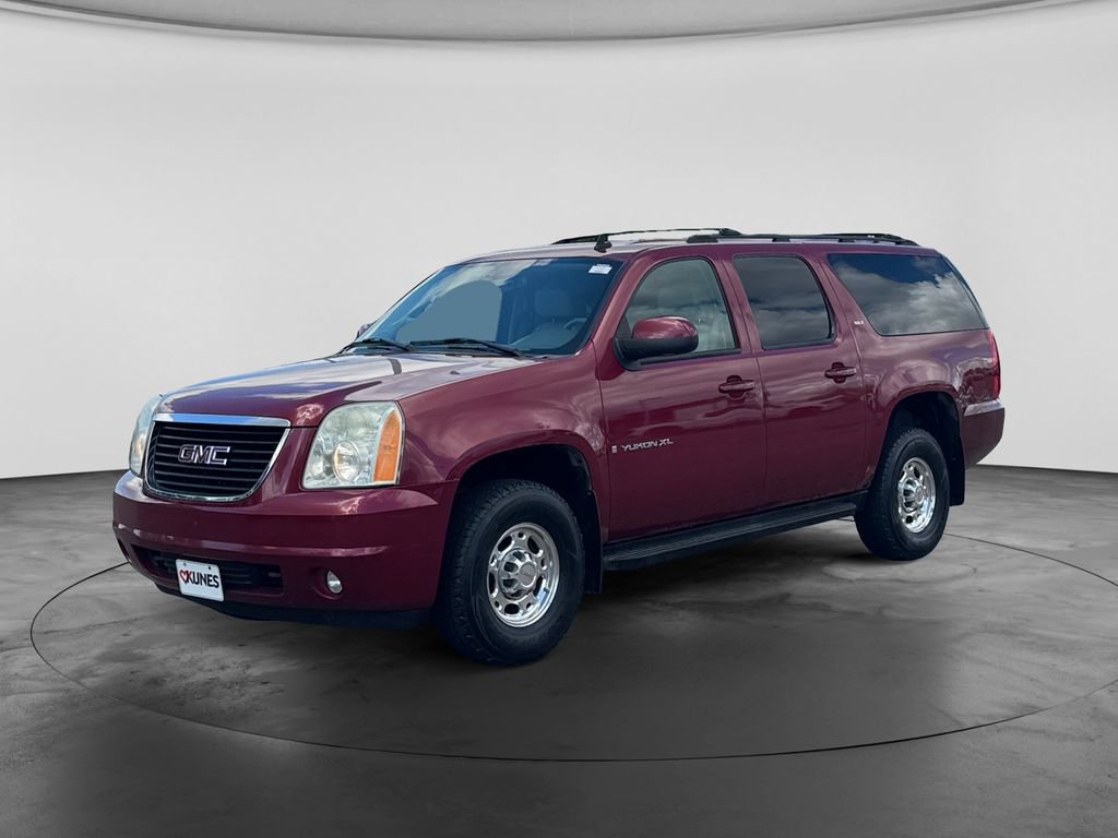 Used 2007 GMC Yukon XL 2500 SLT w/ SLT Preferred Equipment Group AWD/4WD image 3