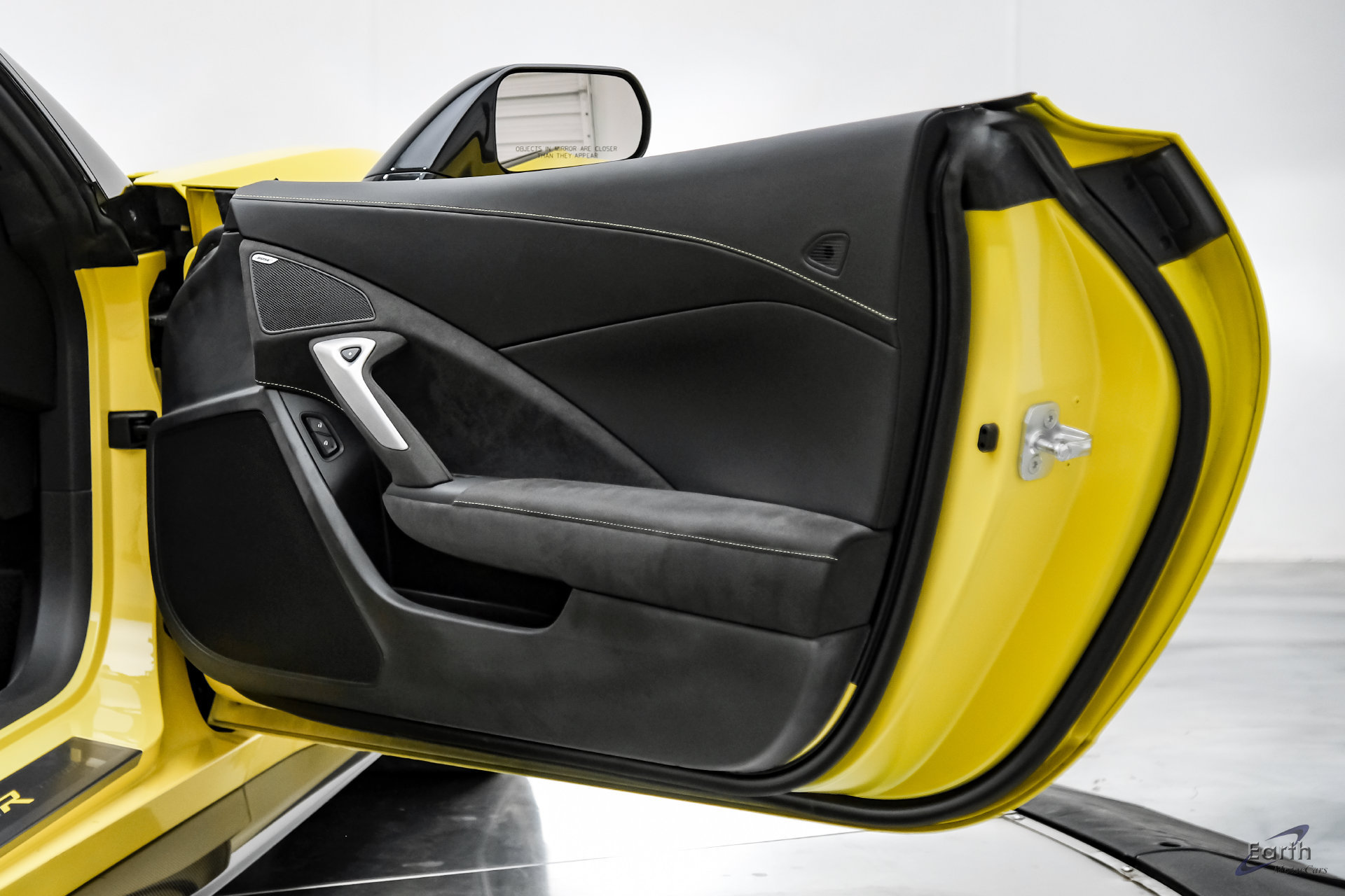 Used 2016 Chevrolet Corvette Z06 w/ C7.r Special Edition RWD image 95