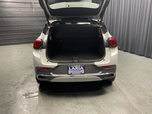 Used 2023 Buick Encore GX Essence w/ Experience Buick Package image 6