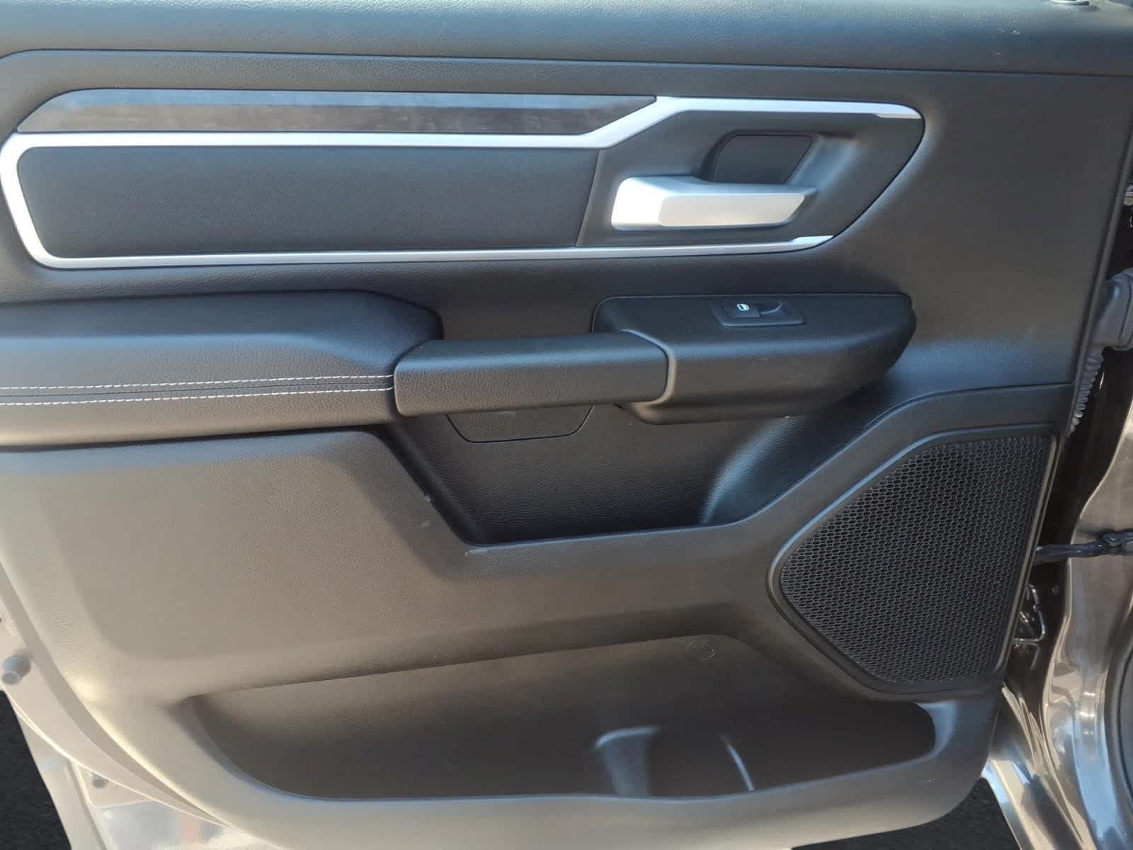Used 2023 RAM 1500 Big Horn AWD/4WD image 28
