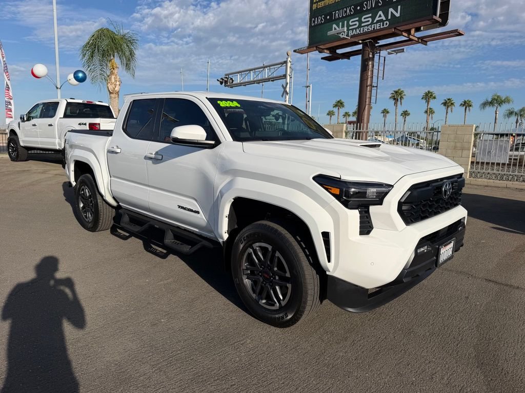 Used 2024 Toyota Tacoma TRD Sport w/ TRD Sport Upgrade Package RWD 360° Tour