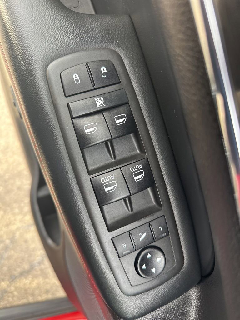 Used 2021 Jeep Grand Cherokee Trailhawk w/ Trailhawk Luxury Group image 15