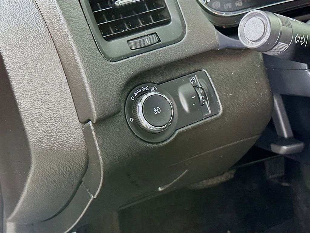 Used 2017 Buick Regal Sport Touring FWD image 15