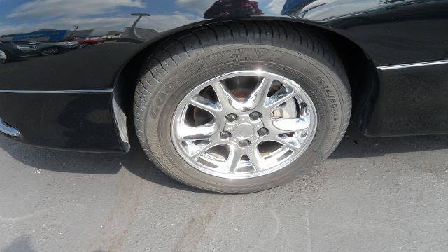 Used 2002 Chevrolet Camaro LT w/ Performance Handling Pkg RWD image 7