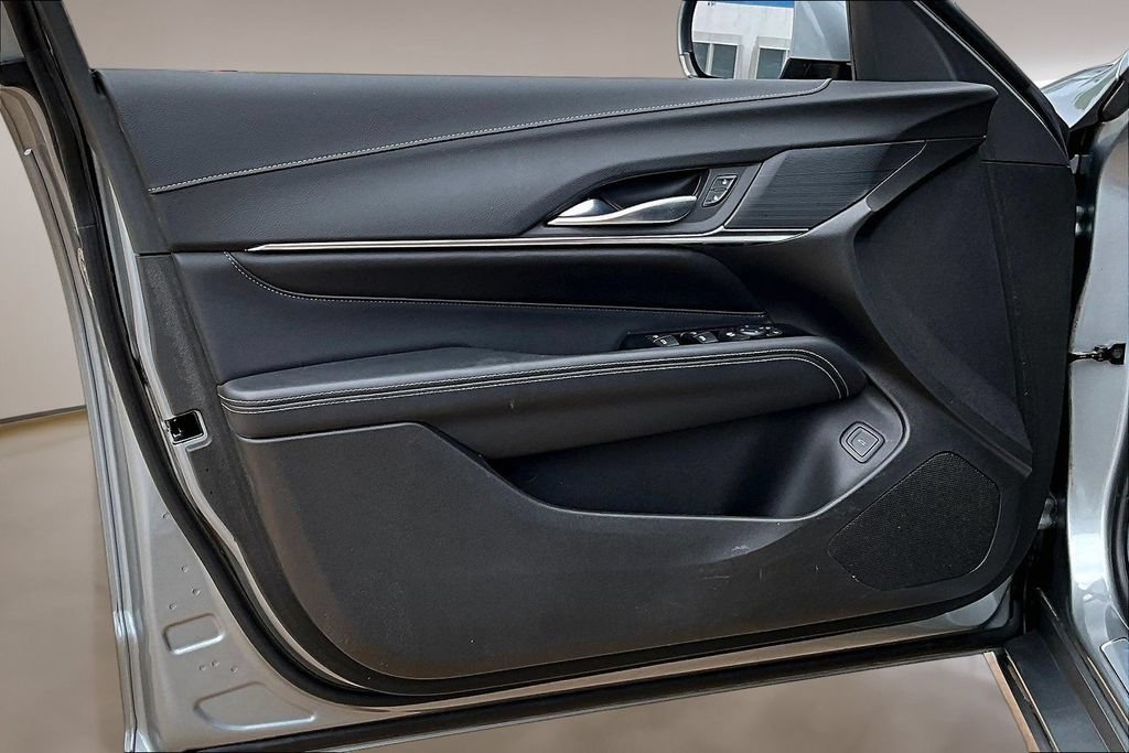 Certified 2023 Cadillac CT4 Luxury w/ Cold Weather Package RWD image 18