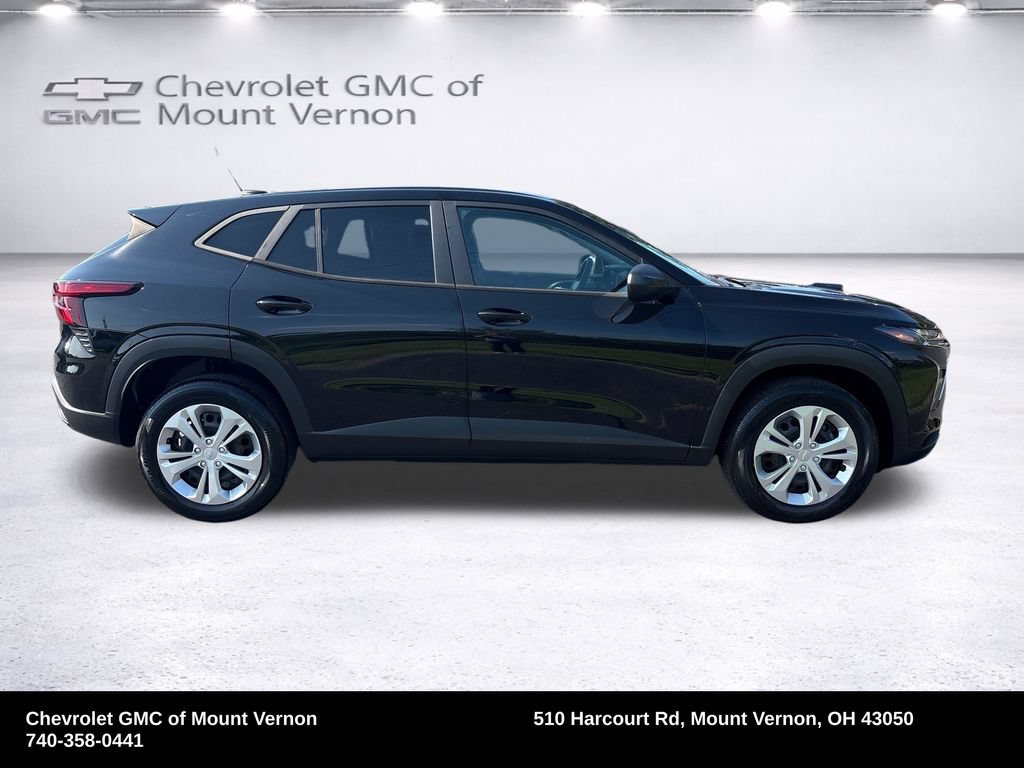 Used 2024 Chevrolet Trax LS FWD image 5