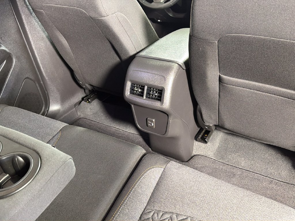 Certified 2024 Chevrolet Equinox LT FWD image 30