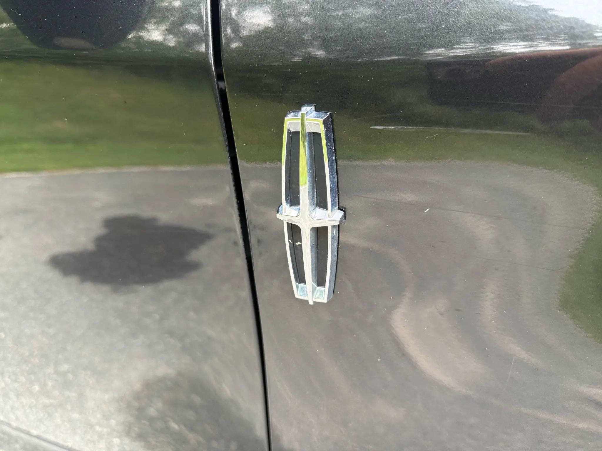 Used 2014 Lincoln MKX AWD w/ Equipment Group 102A image 7