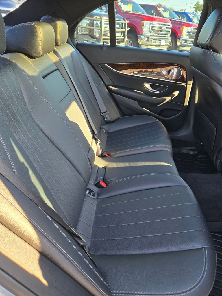 Used 2020 Mercedes-Benz E 450 4MATIC Sedan w/ Driver Assistance Package image 44