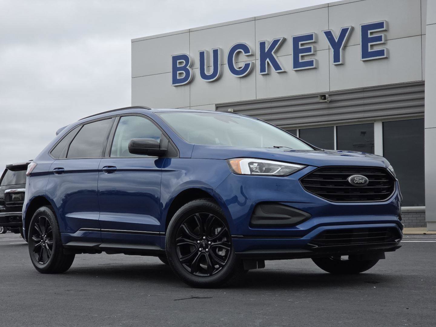 Used 2023 Ford Edge SE w/ Black Appearance Package AWD/4WD image 2