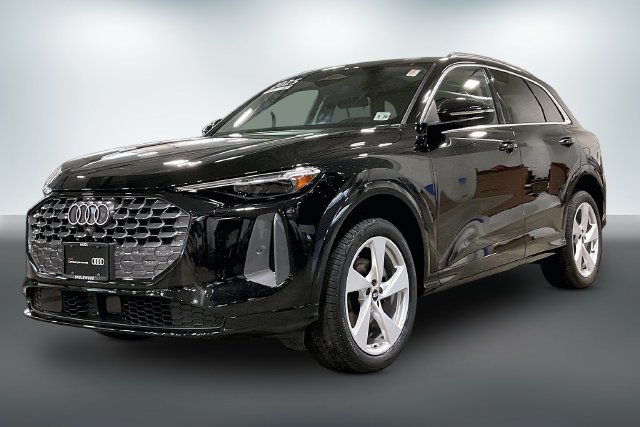 Certified 2025 Audi Q5 Premium Plus w/ Premium Plus AWD/4WD image 2