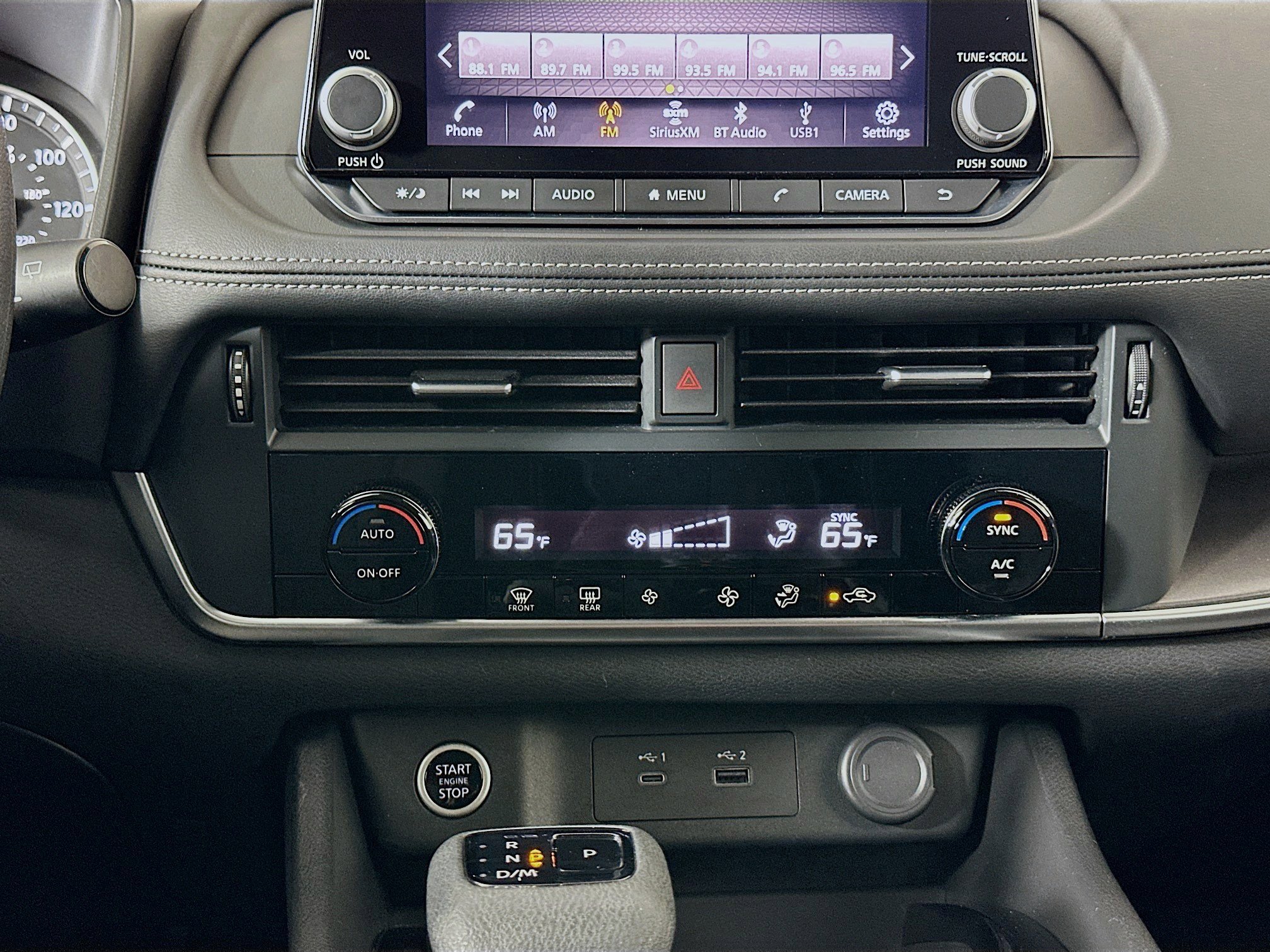 Used 2023 Nissan Rogue SV image 22