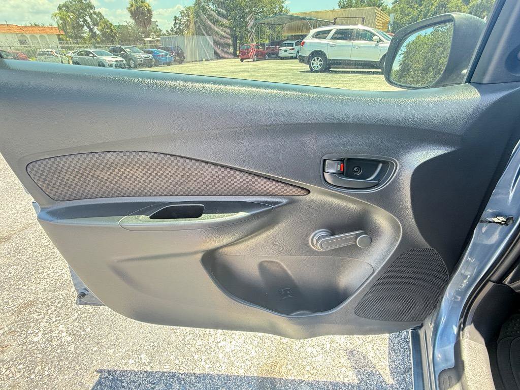 Used 2007 Toyota Yaris Sedan FWD image 7