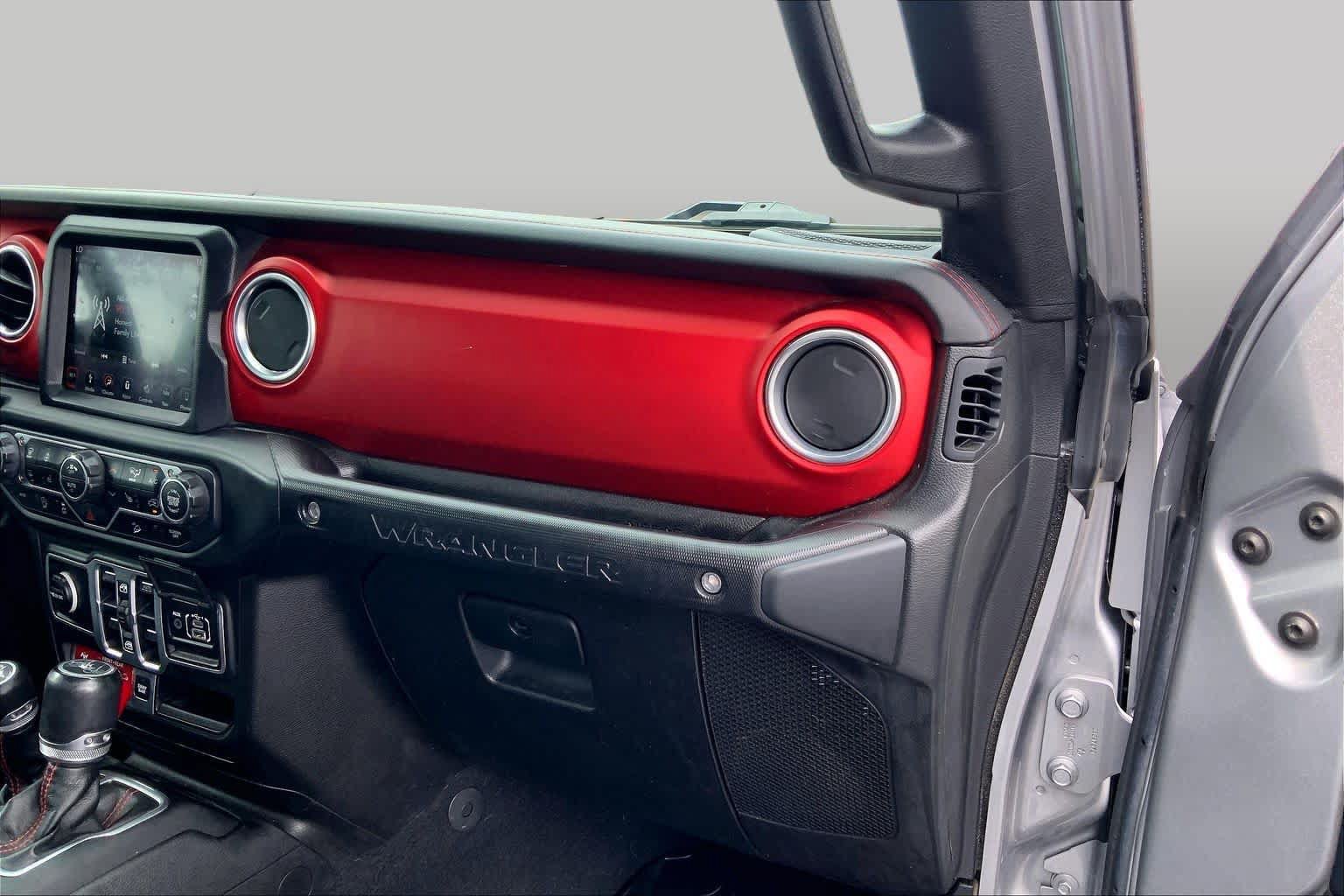 Used 2018 Jeep Wrangler Unlimited Rubicon AWD/4WD image 19