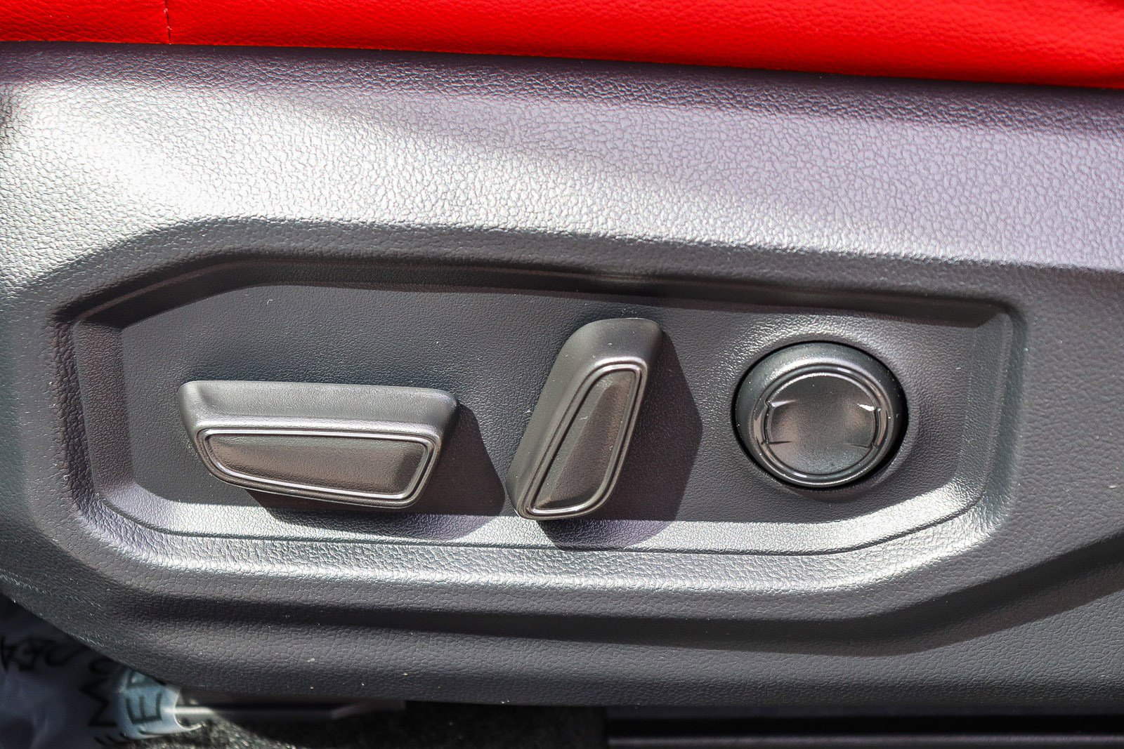 Used 2025 Toyota Sequoia TRD Pro w/ Tow Technology Package image 30