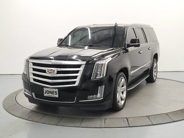 Used 2018 Cadillac Escalade ESV Luxury RWD image 4