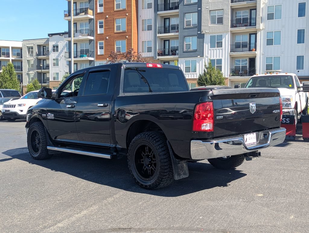 Used 2017 RAM 1500 Classic SLT AWD/4WD image 8