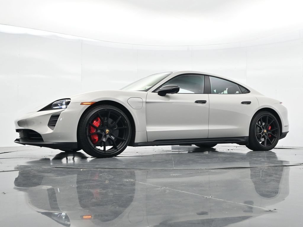 Certified 2023 Porsche Taycan GTS AWD/4WD image 28