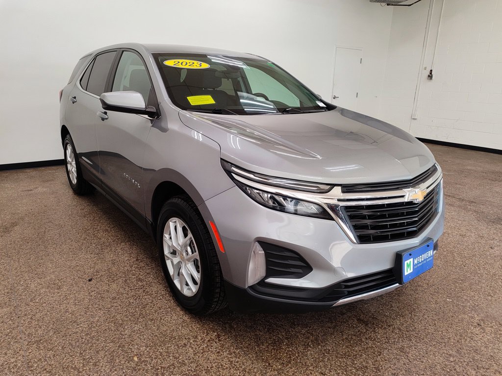 Used 2023 Chevrolet Equinox LT AWD/4WD image 8