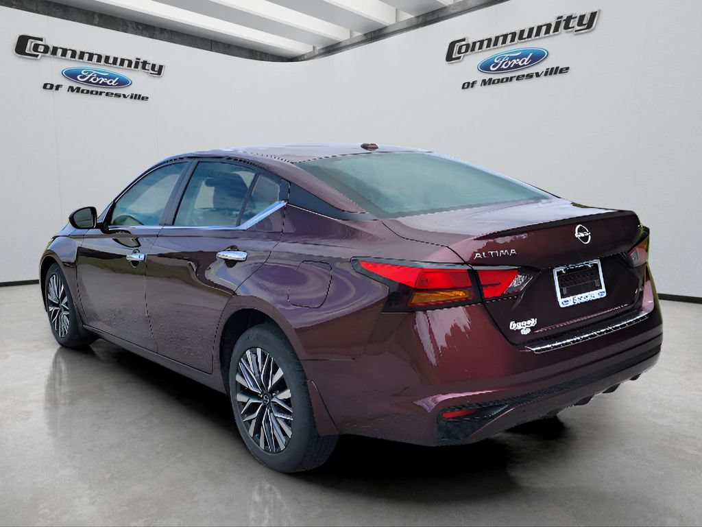 Used 2023 Nissan Altima 2.5 SV AWD/4WD image 6