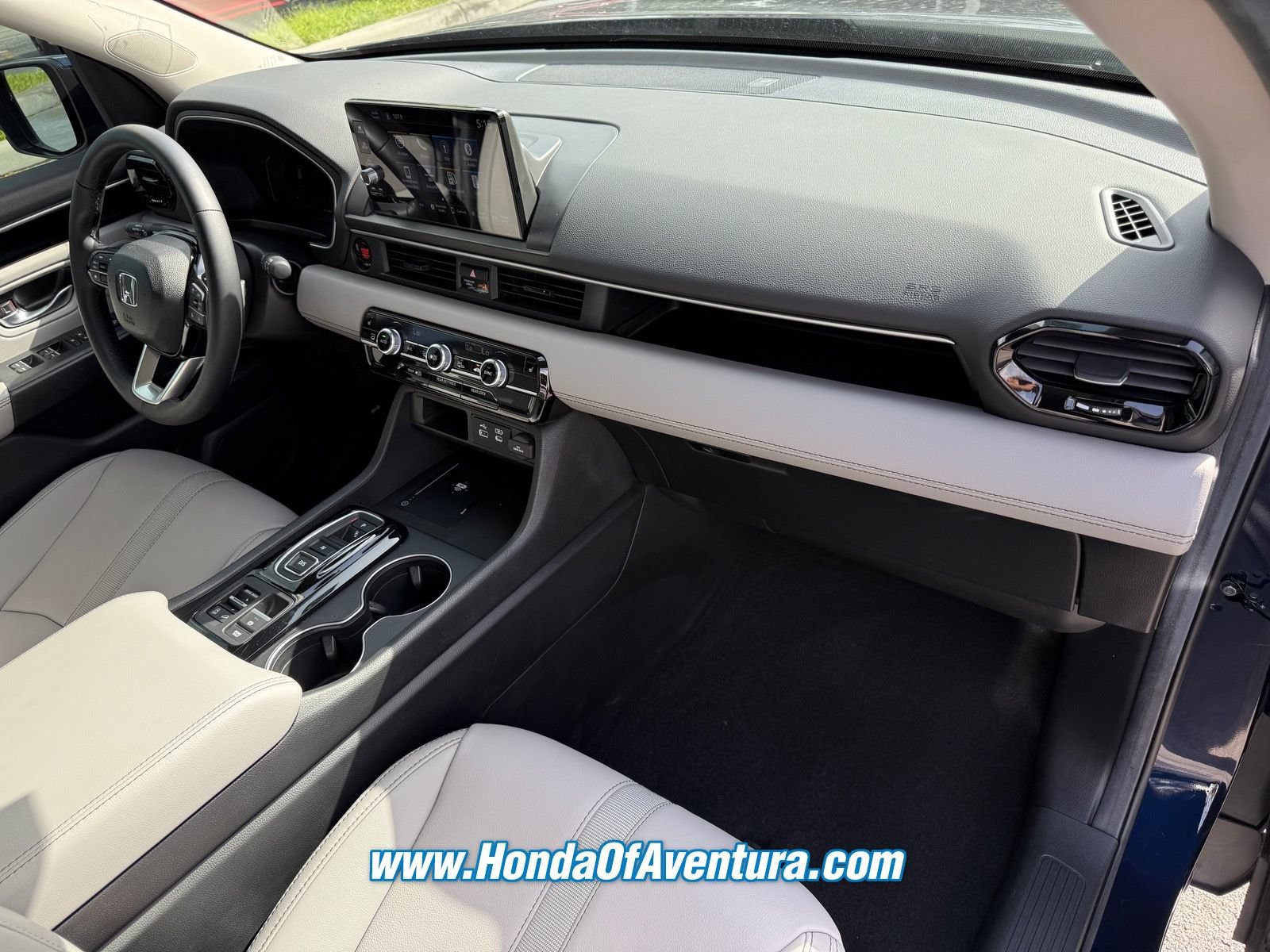Certified 2025 Honda Pilot EX-L image 10