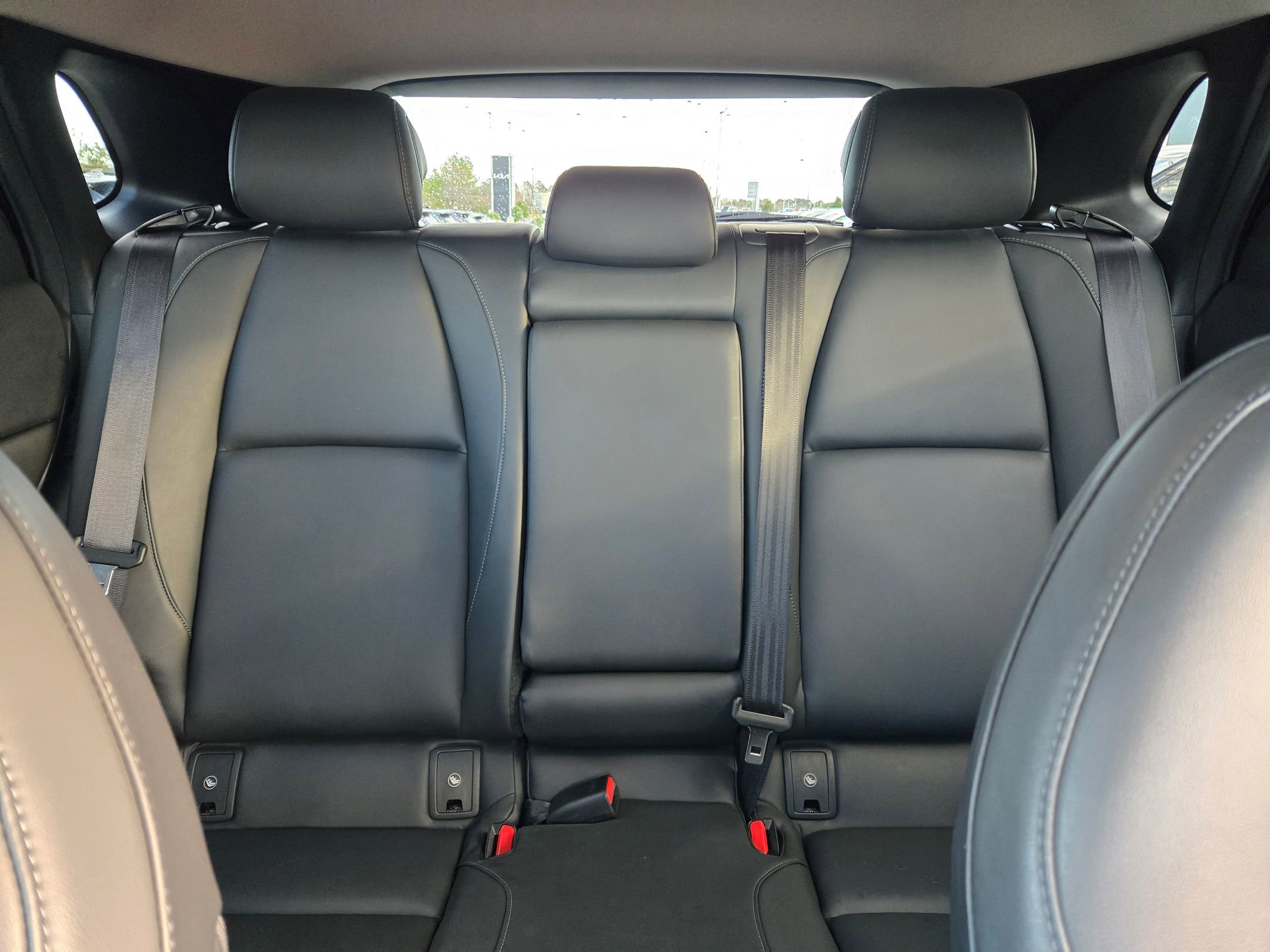 Used 2025 MAZDA CX-30 AWD 2.5 S w/ Preferred Package image 13