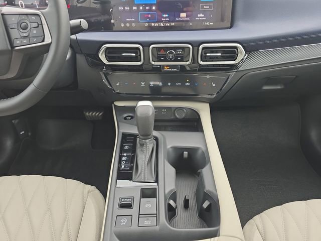 New 2026 Nissan Sentra SL FWD image 3