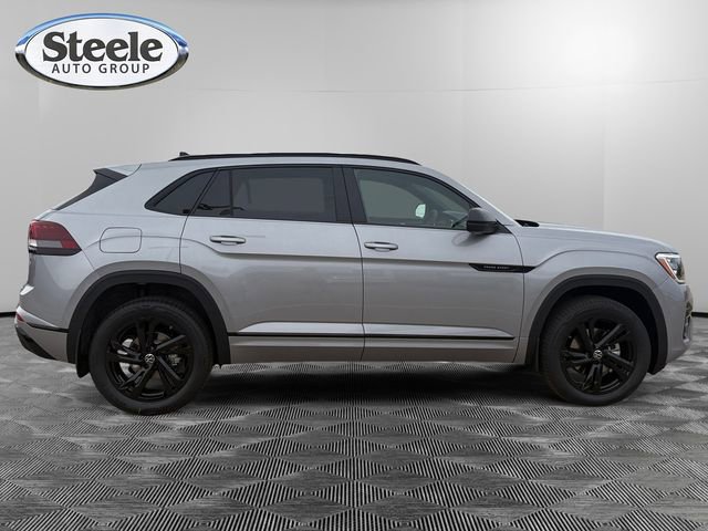 New 2026 Volkswagen Atlas Cross Sport SEL R-Line image 6