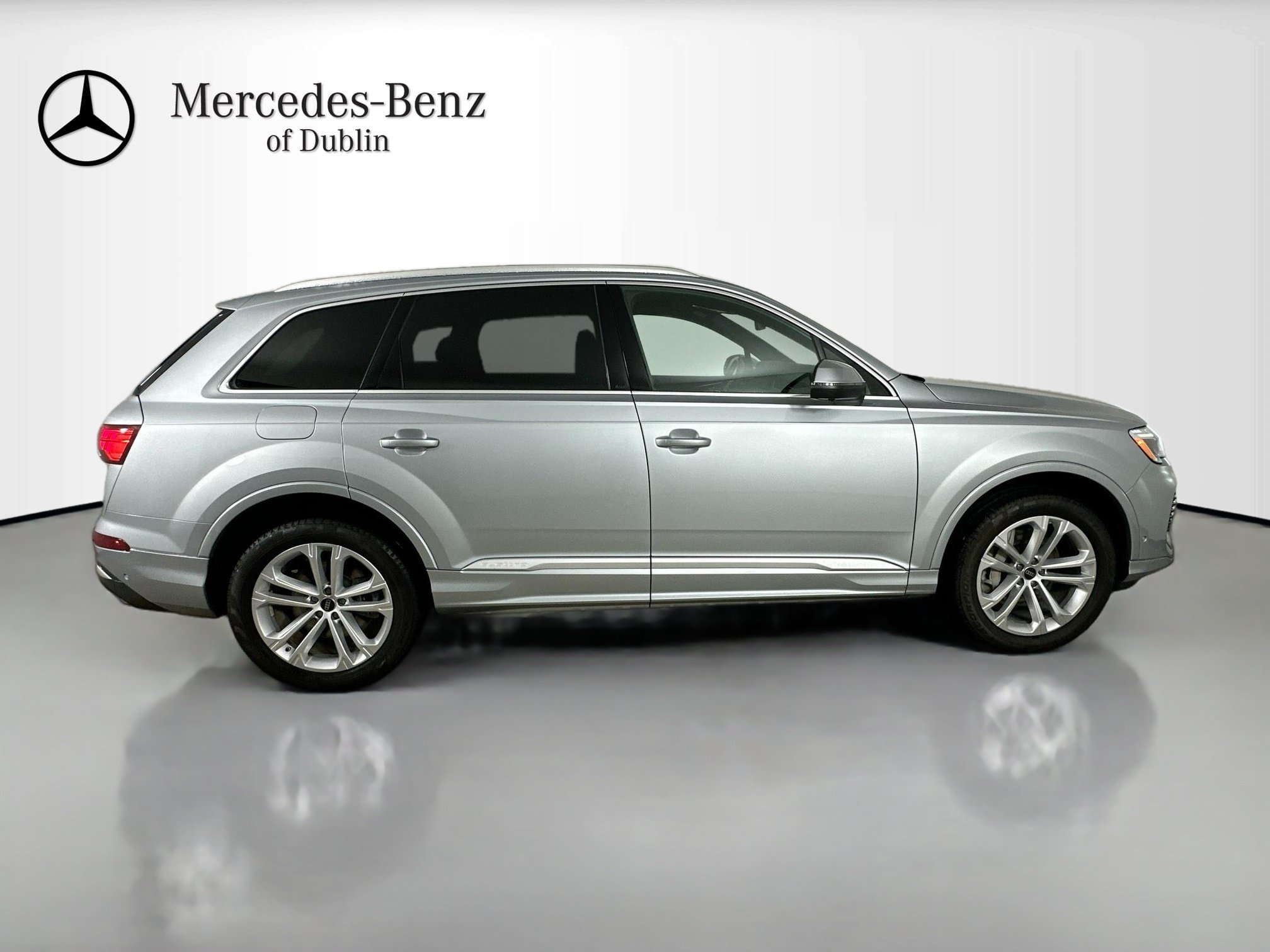Used 2025 Audi Q7 3.0T Premium Plus AWD/4WD image 4