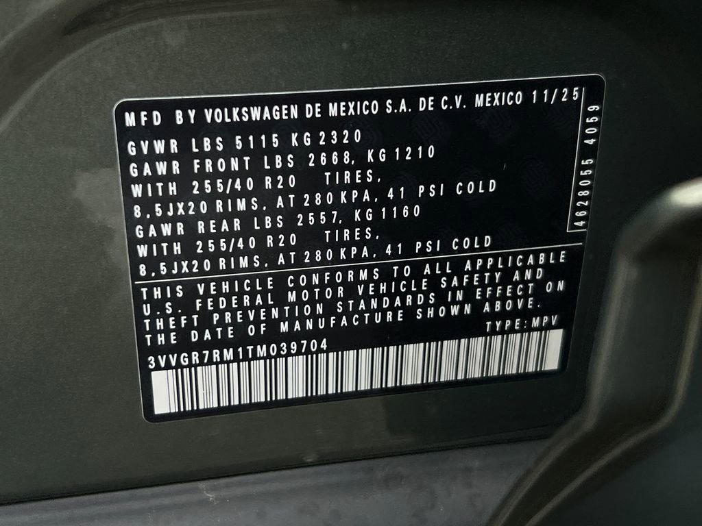 New 2026 Volkswagen Tiguan SE R-Line image 33