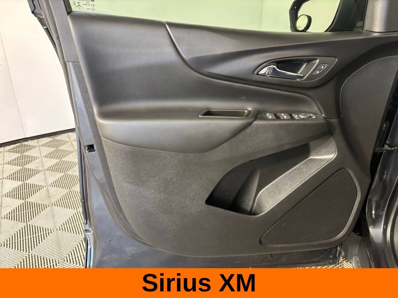 Used 2022 Chevrolet Equinox LT image 8