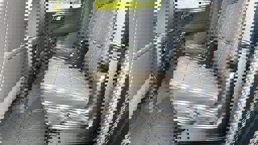 New 2025 Chevrolet Tahoe High Country image 16