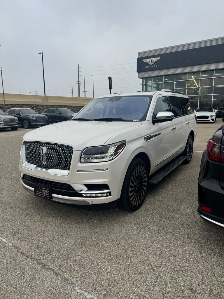 Used 2018 Lincoln Navigator Black Label w/ Cargo Package image 1