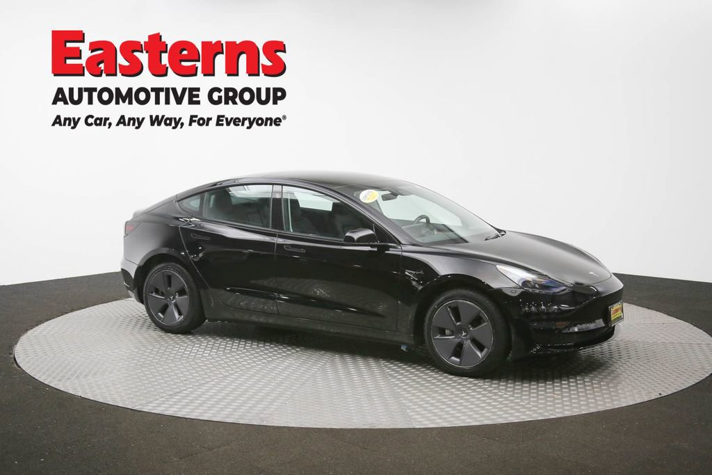 Used 2023 Tesla Model 3 Standard Range image 42