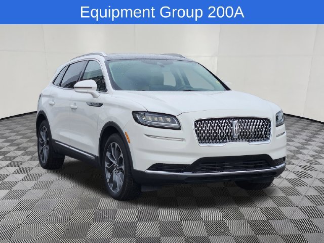 Used 2022 Lincoln Nautilus Reserve FWD image 2