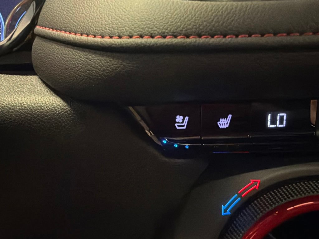 Used 2022 Chevrolet Blazer RS w/ Enhanced Convenience Package FWD image 35